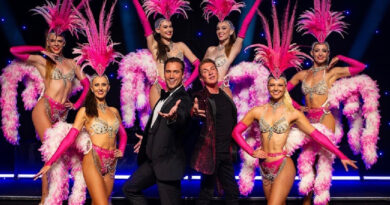 WIN! The Ultimate Vegas Show